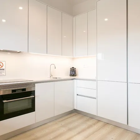 Prime Modern And Apartment *